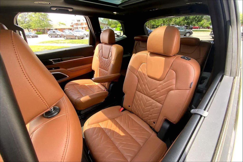 used 2025 Kia Telluride car, priced at $44,698