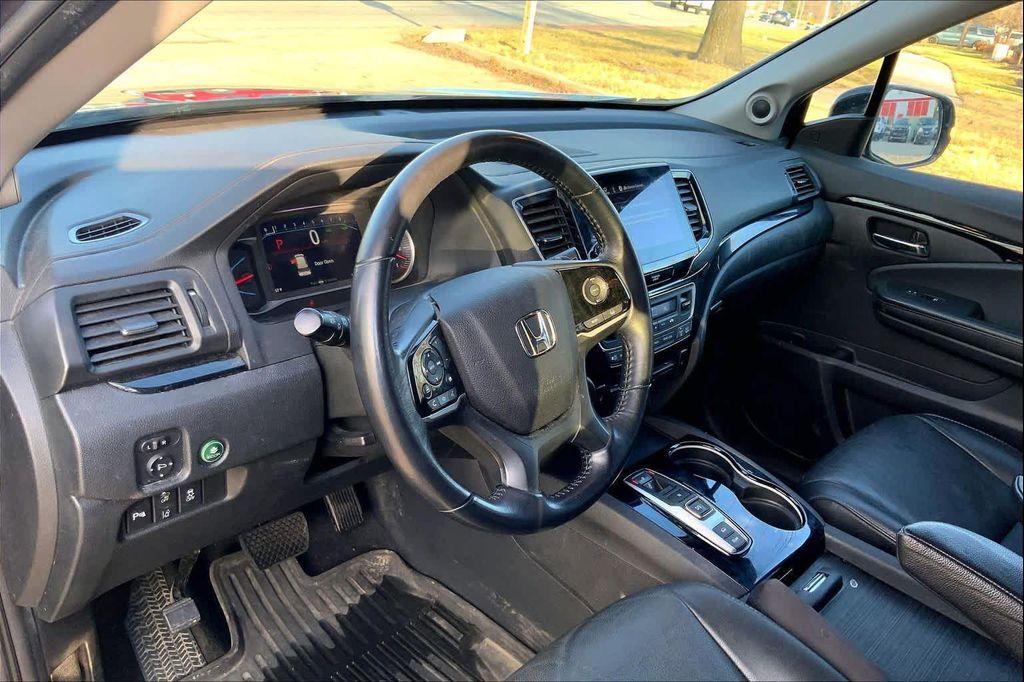 used 2021 Honda Pilot car, priced at $23,378