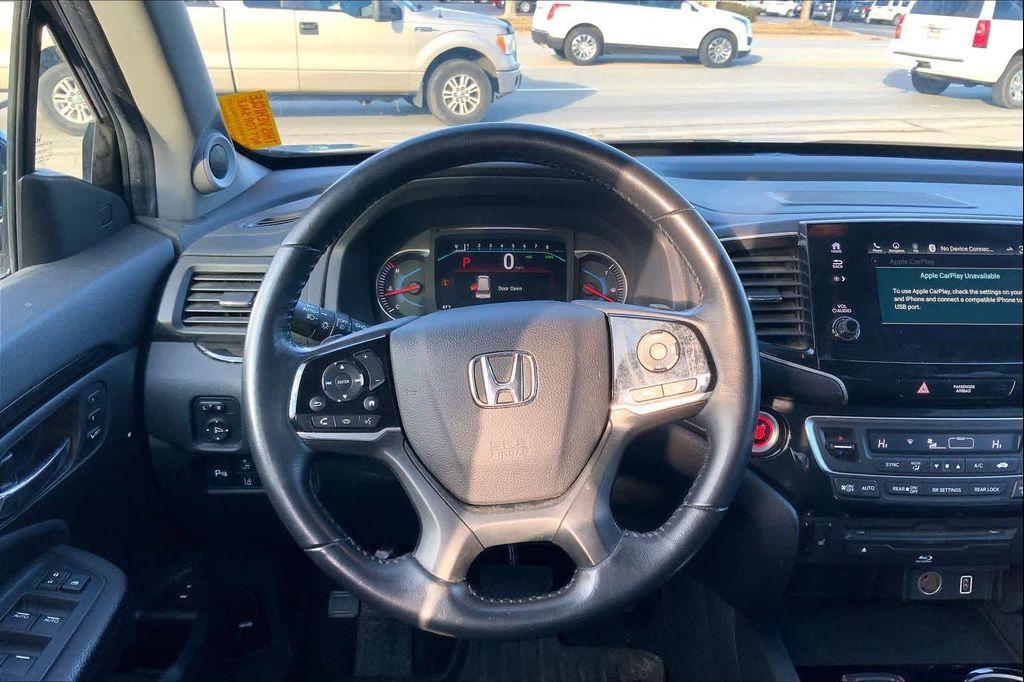 used 2021 Honda Pilot car, priced at $23,378