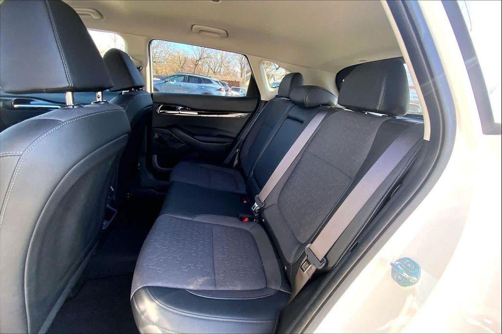 used 2025 Kia Seltos car, priced at $25,971