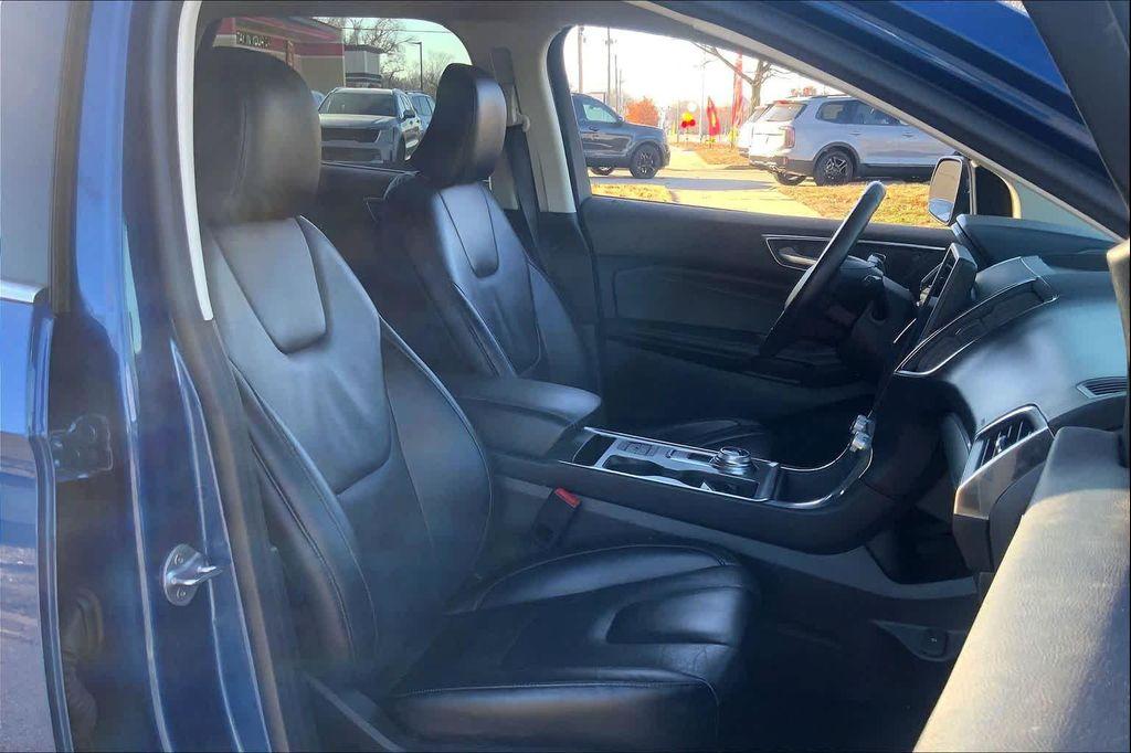 used 2022 Ford Edge car, priced at $19,963