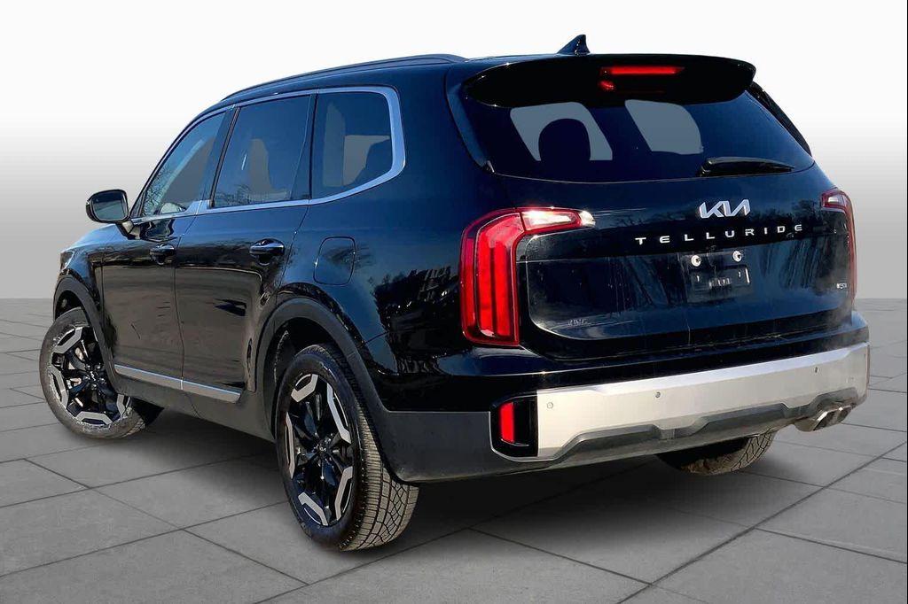 used 2024 Kia Telluride car, priced at $32,478