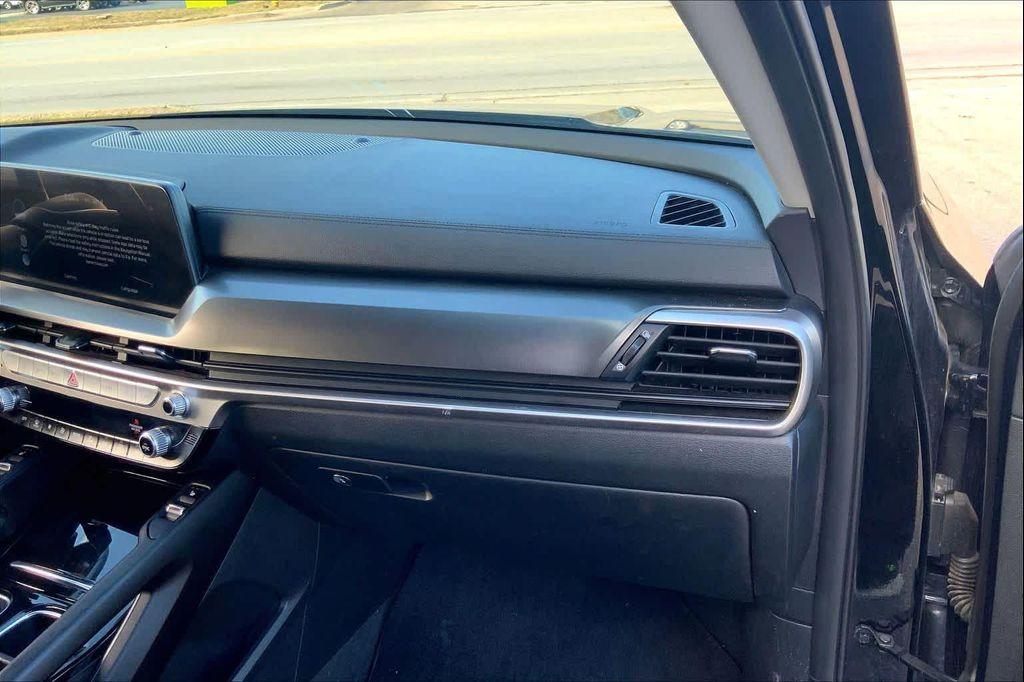used 2024 Kia Telluride car, priced at $32,478