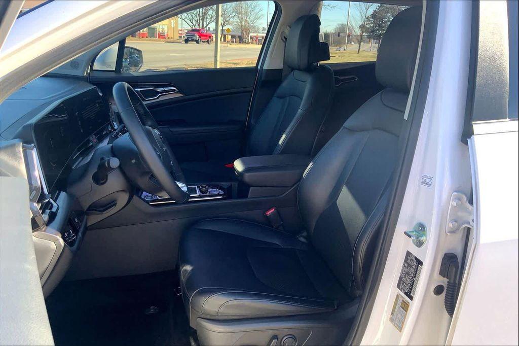 used 2023 Kia Sportage car, priced at $16,999