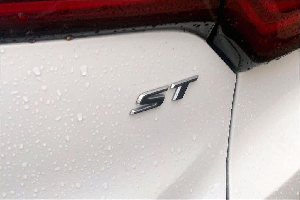 used 2024 Buick Encore GX car, priced at $21,711