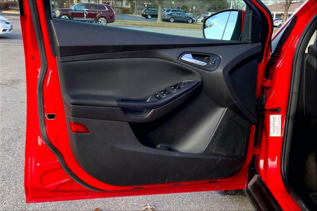 used 2016 Ford Focus car, priced at $6,925