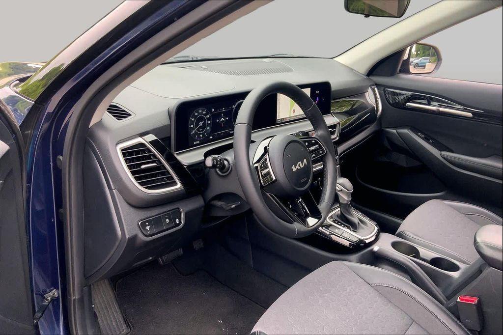 used 2024 Kia Seltos car, priced at $23,178