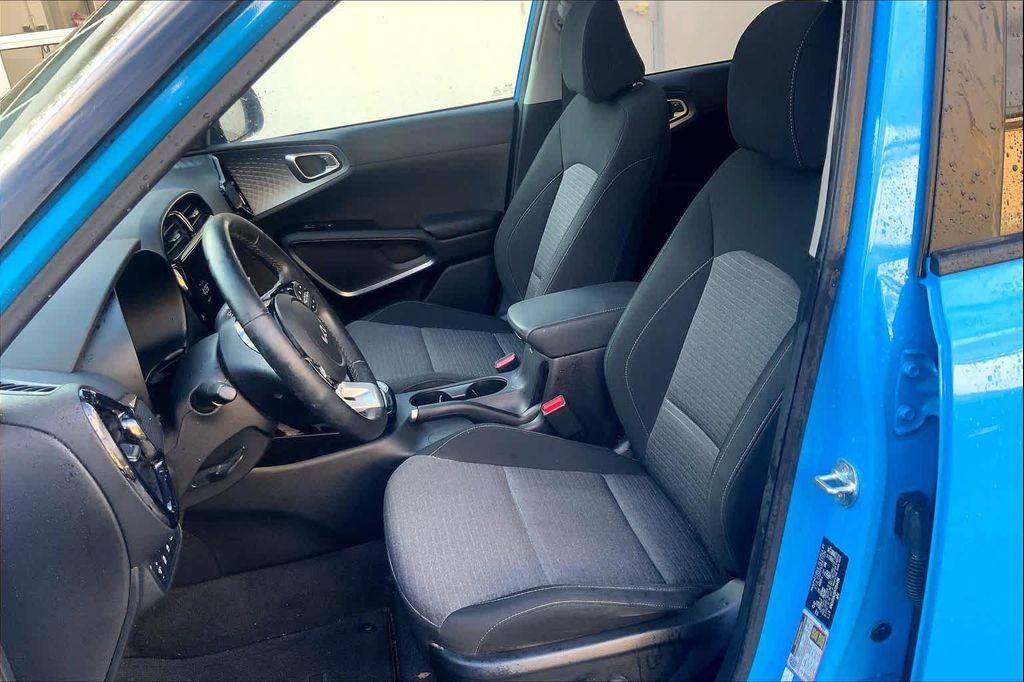 used 2023 Kia Soul car, priced at $19,321