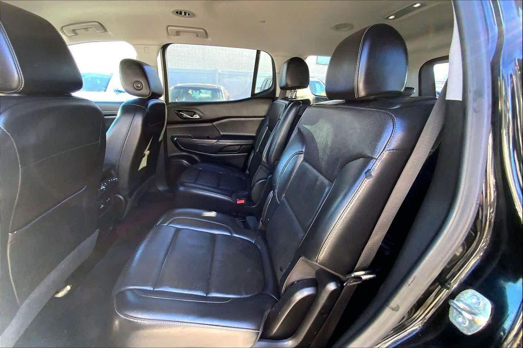 used 2023 GMC Acadia car, priced at $24,669