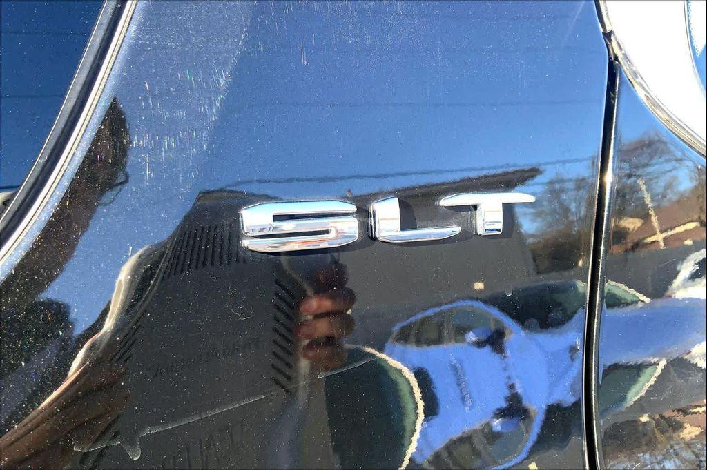 used 2023 GMC Acadia car, priced at $24,669