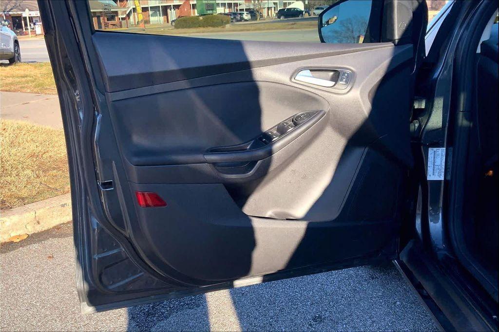 used 2015 Ford Focus car, priced at $7,419