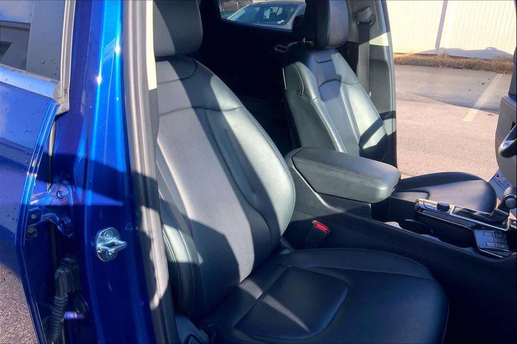 used 2023 Kia Sportage car, priced at $21,903