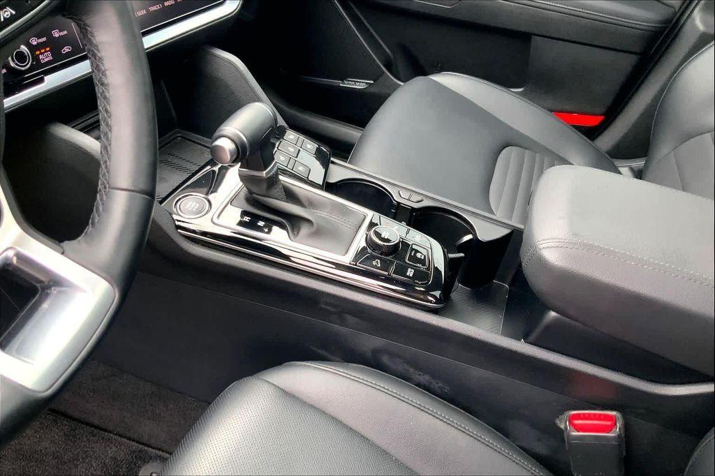 used 2025 Kia Sportage car, priced at $31,798