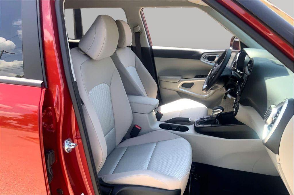 used 2024 Kia Soul car, priced at $19,924
