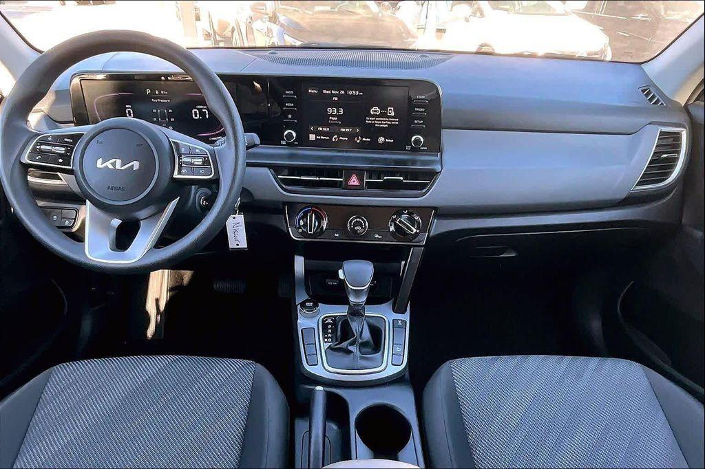 used 2025 Kia Seltos car, priced at $21,437