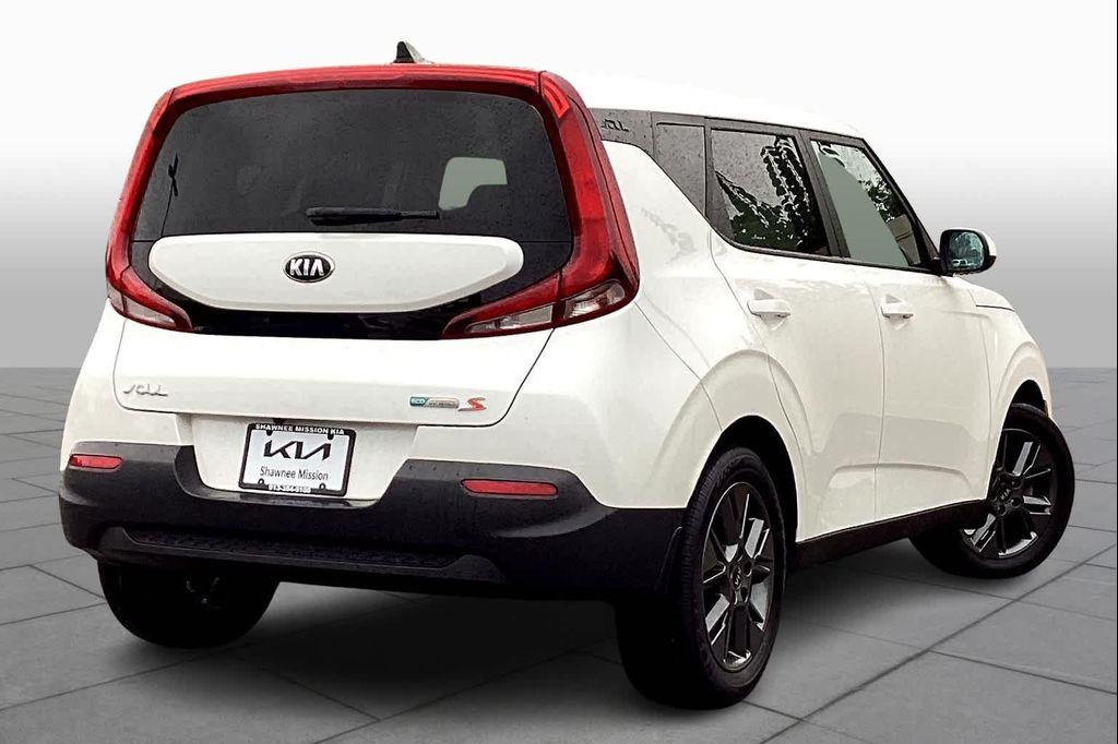 used 2021 Kia Soul car, priced at $15,496