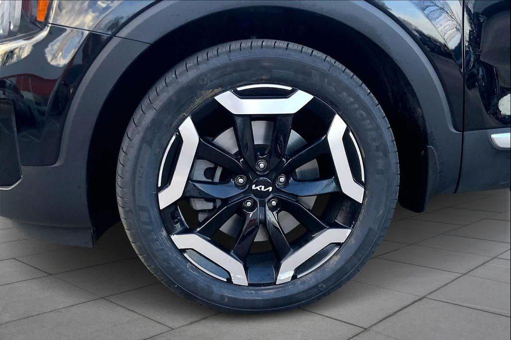 used 2023 Kia Telluride car, priced at $32,436