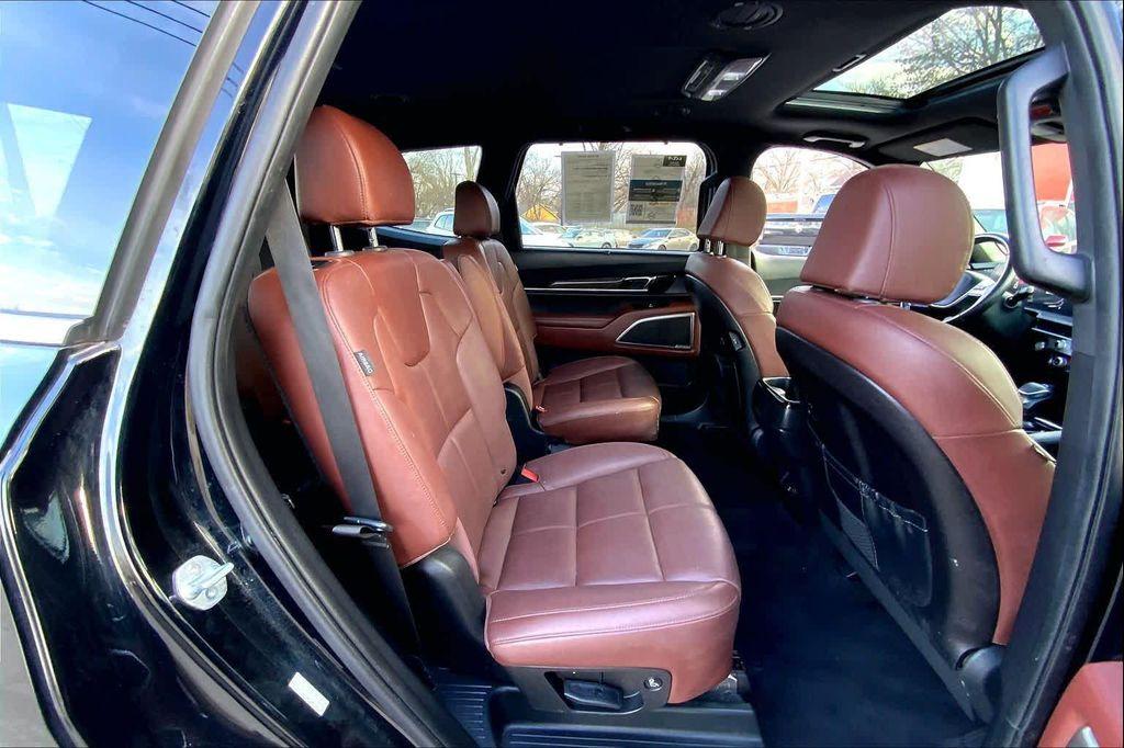 used 2023 Kia Telluride car, priced at $32,436