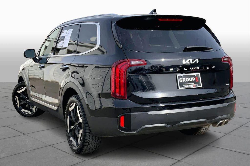 used 2024 Kia Telluride car, priced at $32,438