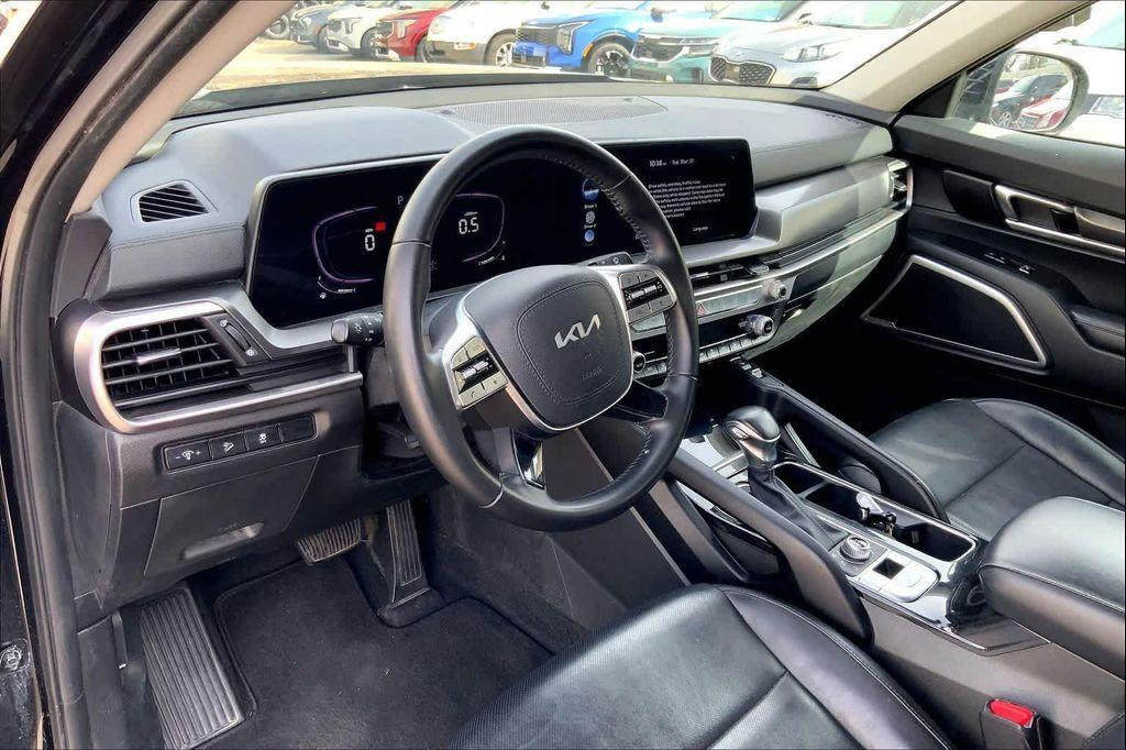 used 2024 Kia Telluride car, priced at $32,438