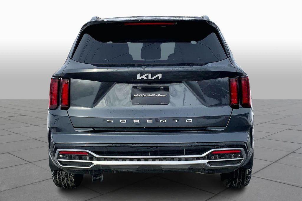 used 2022 Kia Sorento car, priced at $22,213