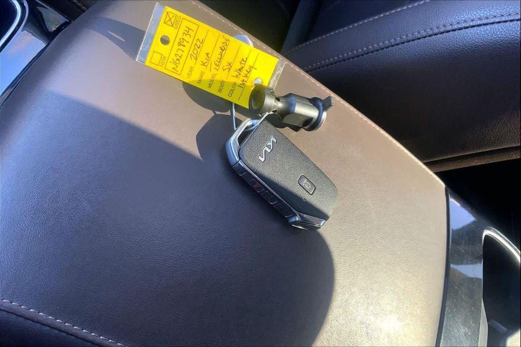 used 2022 Kia Telluride car, priced at $29,168