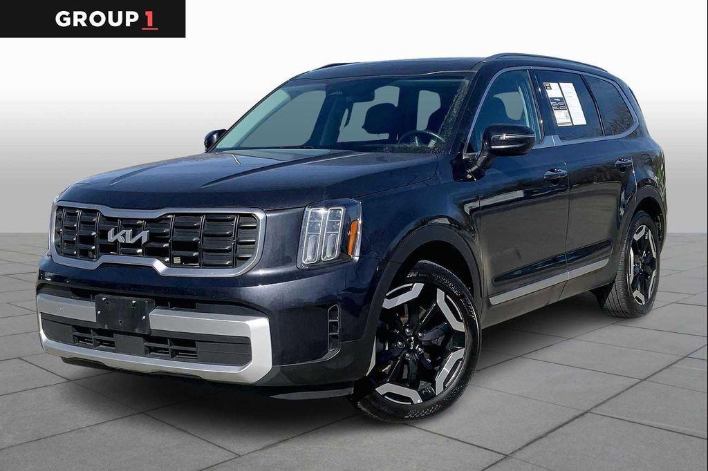 used 2025 Kia Telluride car, priced at $36,611