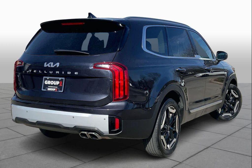used 2025 Kia Telluride car, priced at $36,611