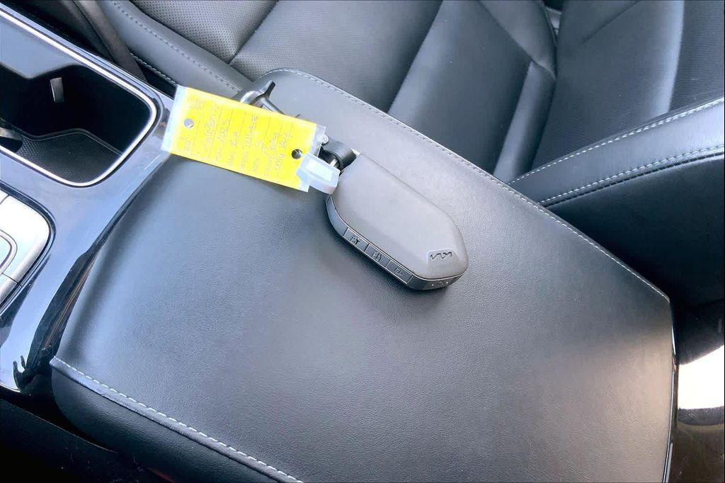 used 2025 Kia Telluride car, priced at $36,611