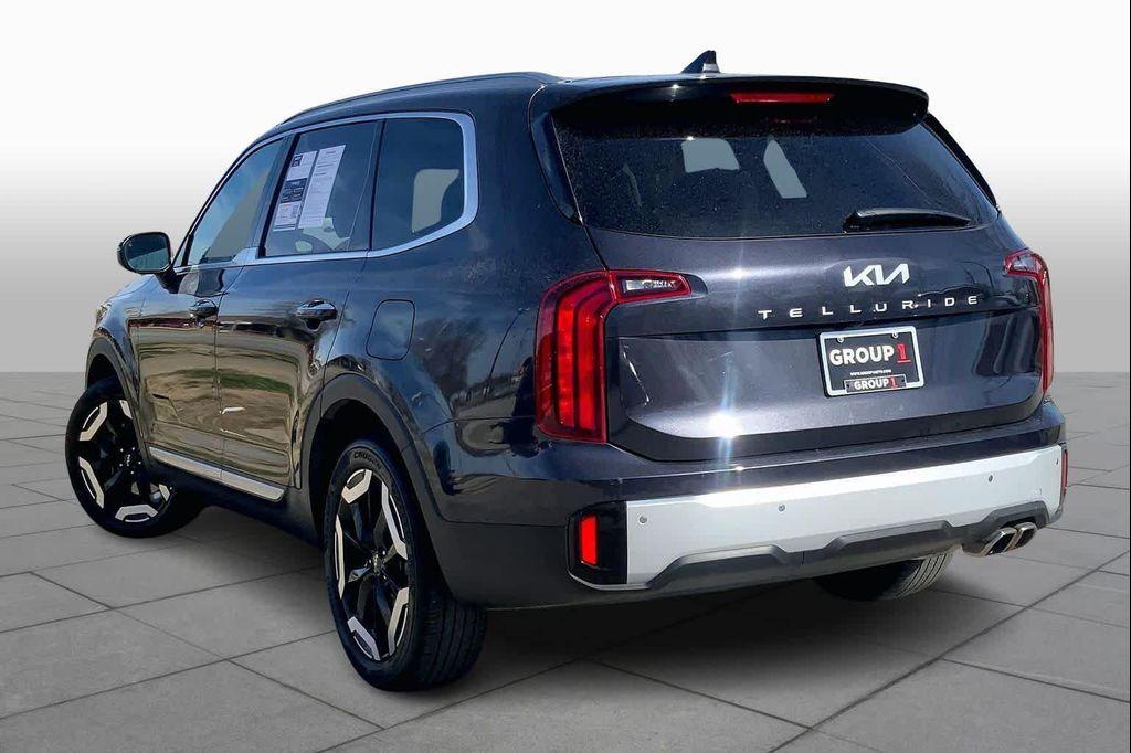 used 2025 Kia Telluride car, priced at $36,611