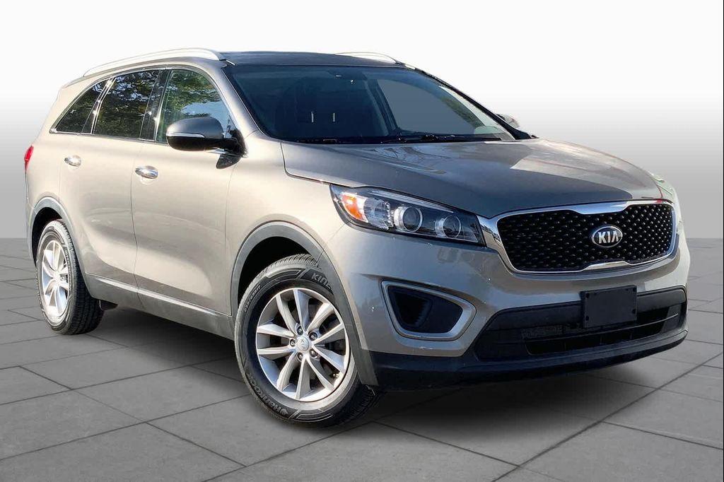 used 2016 Kia Sorento car, priced at $9,382
