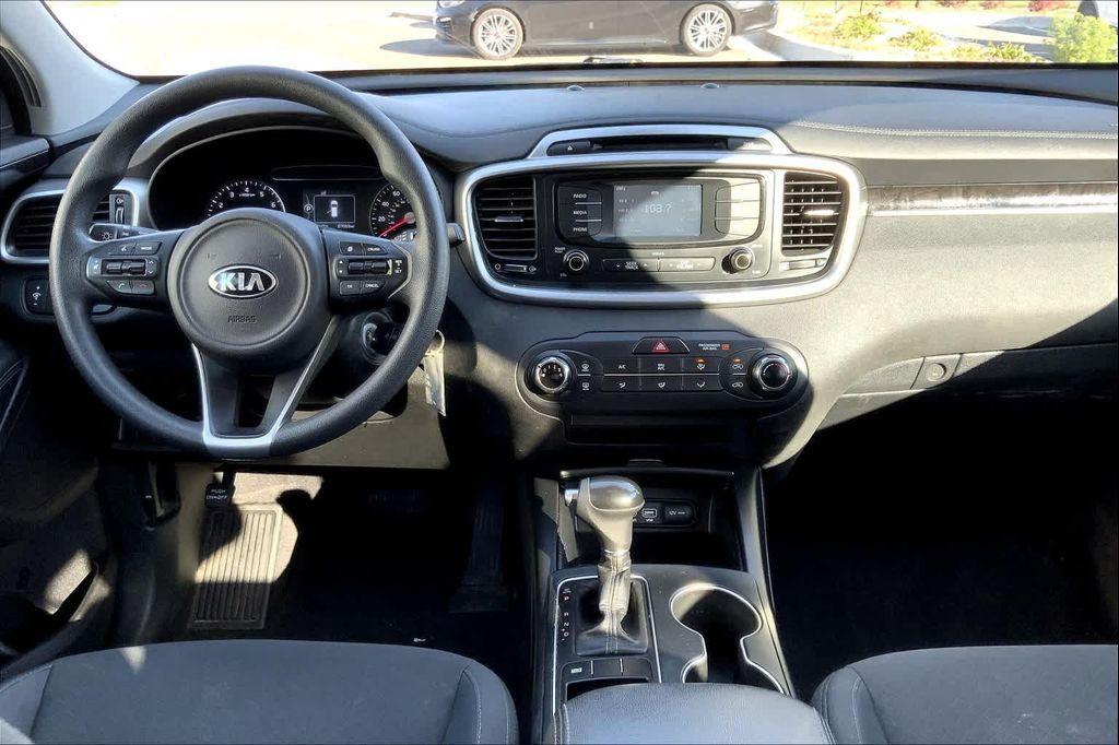 used 2016 Kia Sorento car, priced at $9,382