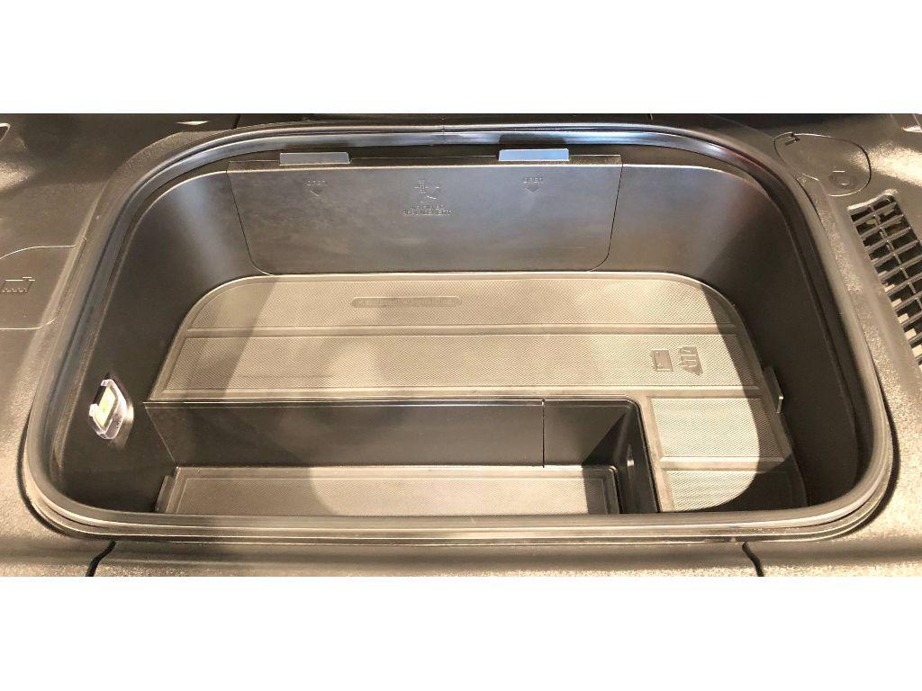 used 2024 Kia EV9 car, priced at $39,999