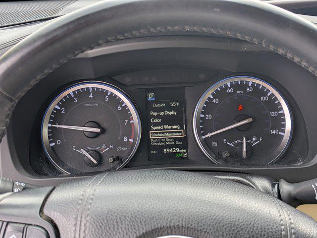 used 2018 Toyota Highlander car, priced at $23,694