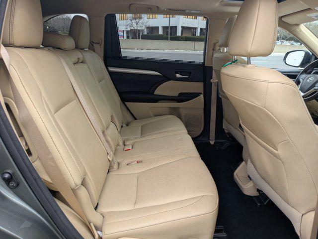 used 2018 Toyota Highlander car, priced at $23,694