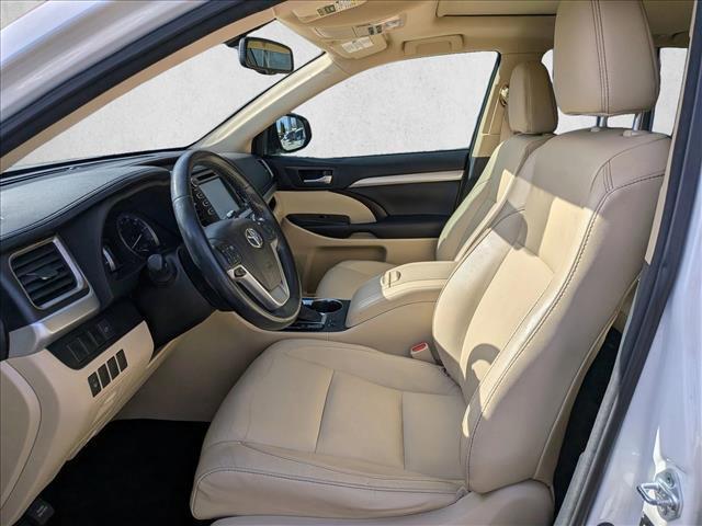 used 2016 Toyota Highlander car, priced at $22,591