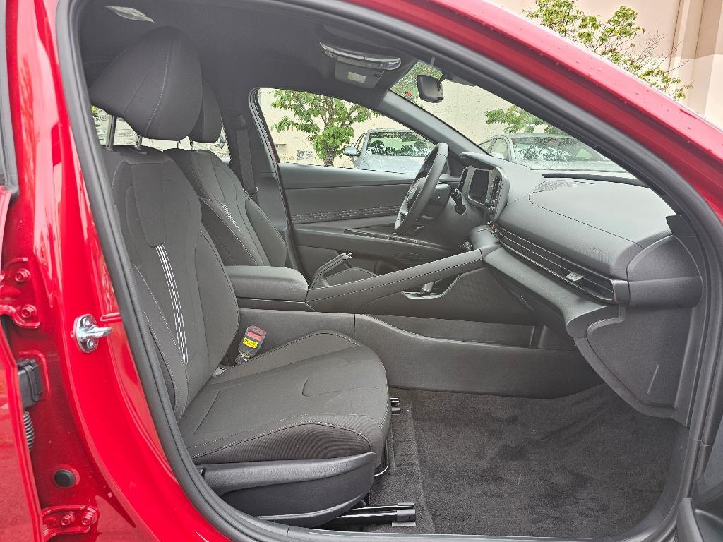 new 2025 Hyundai Elantra car, priced at $19,035