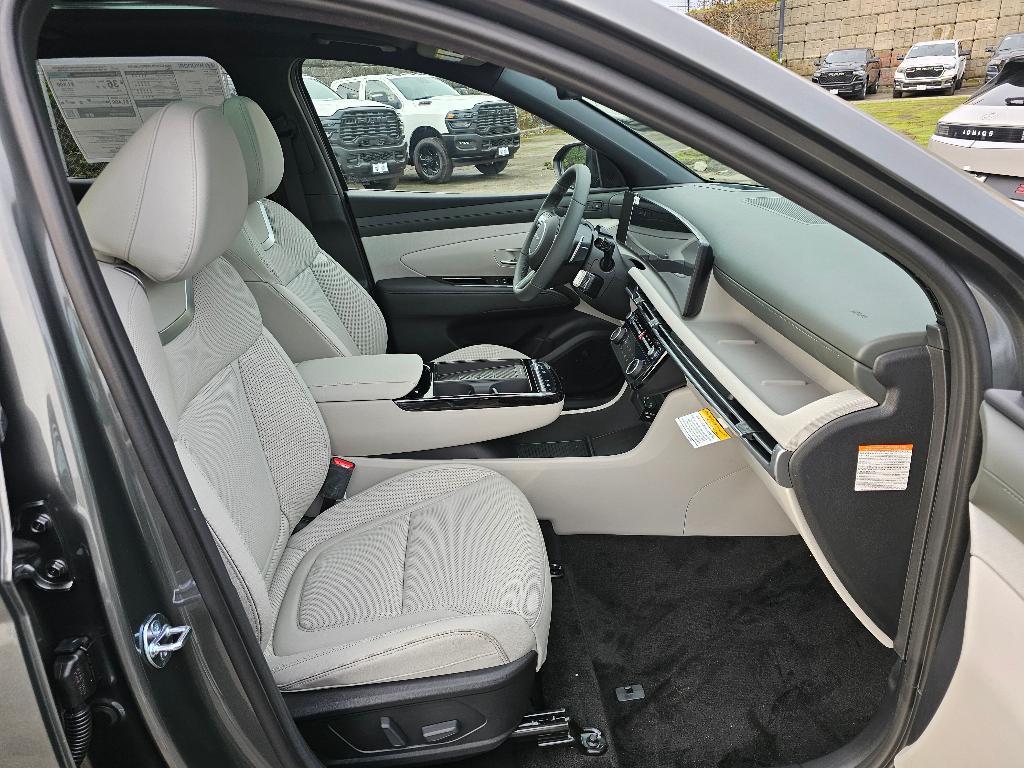 new 2026 Hyundai TUCSON Hybrid car, priced at $42,267