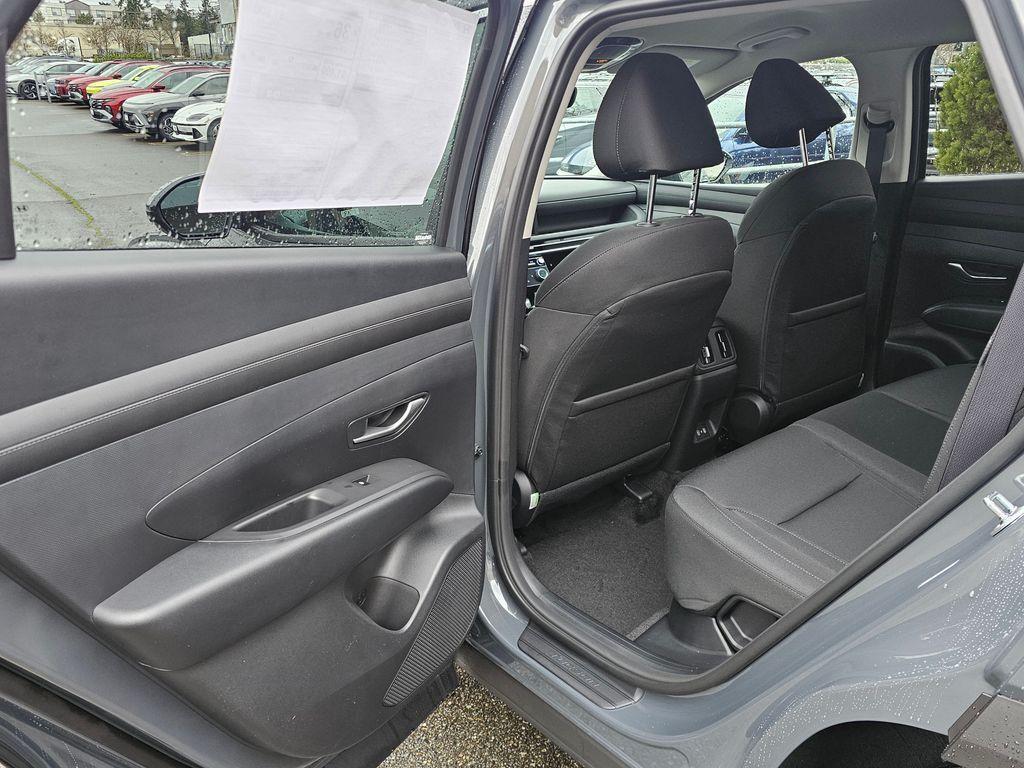 new 2026 Hyundai TUCSON Hybrid car, priced at $35,921