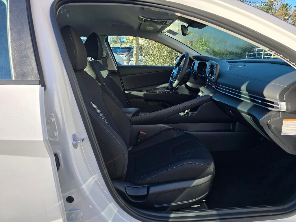 new 2025 Hyundai ELANTRA HEV car, priced at $22,780