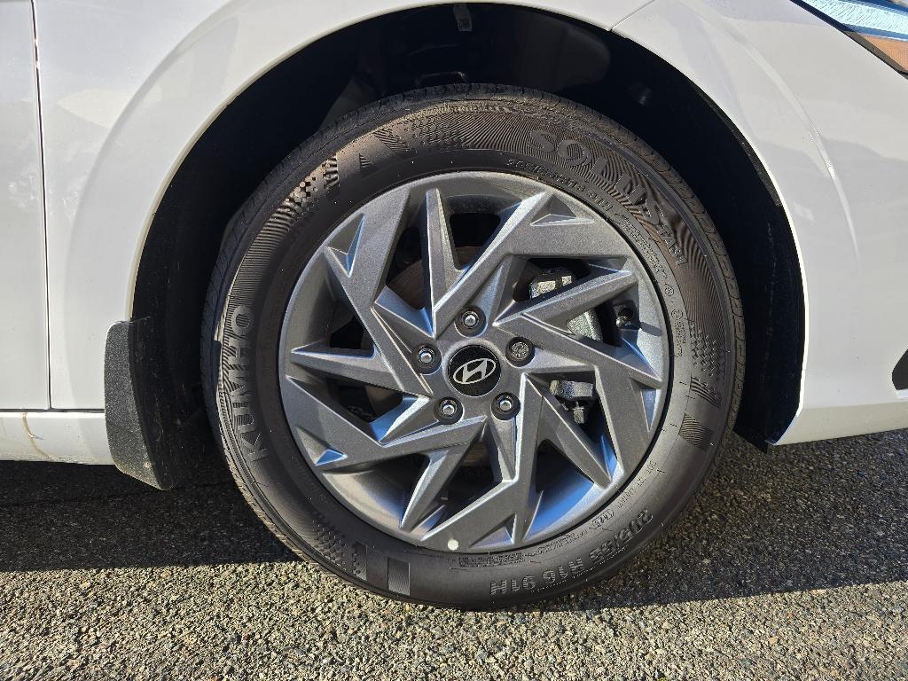 new 2025 Hyundai ELANTRA HEV car, priced at $22,780