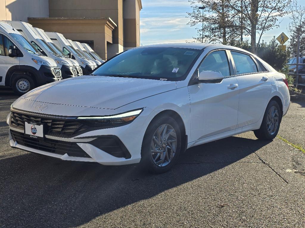 new 2025 Hyundai ELANTRA HEV car, priced at $22,780