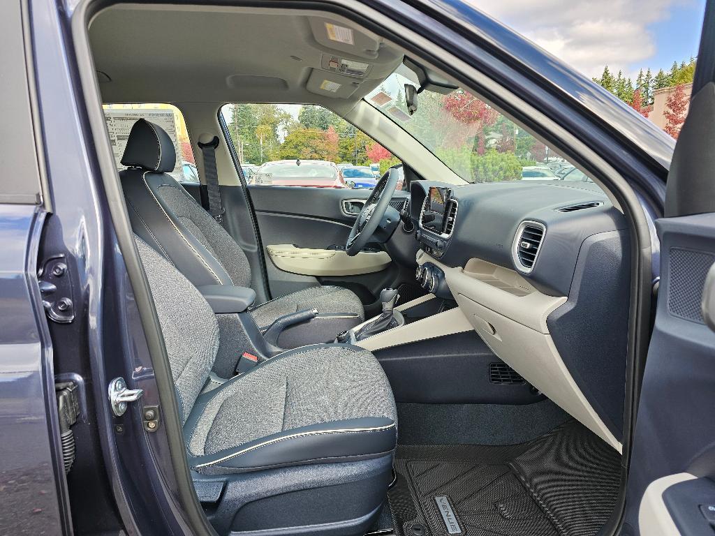 used 2025 Hyundai Venue car, priced at $19,032