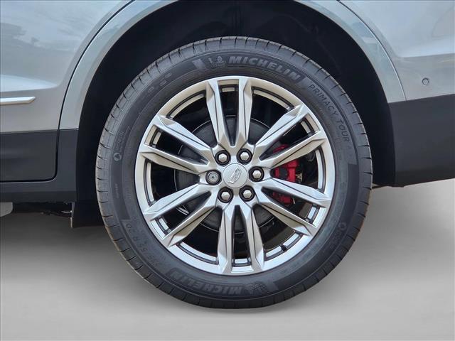 new 2025 Cadillac XT5 car, priced at $60,965