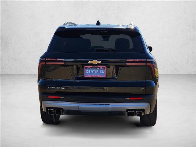 used 2024 Chevrolet Traverse car, priced at $33,903