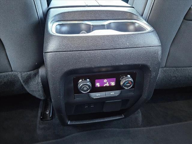 used 2024 Chevrolet Traverse car, priced at $33,903