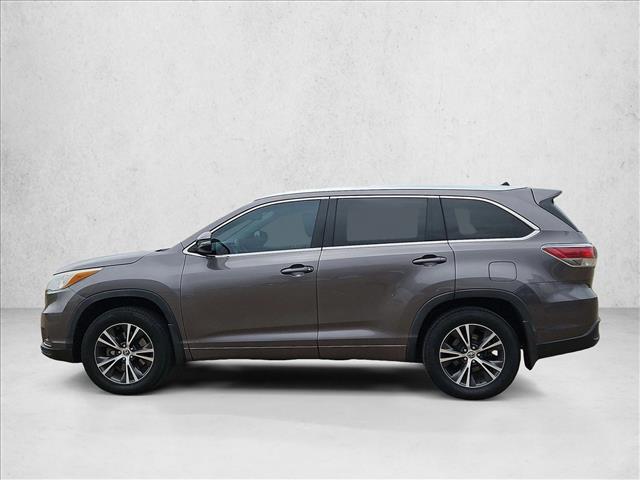 used 2016 Toyota Highlander car, priced at $19,780