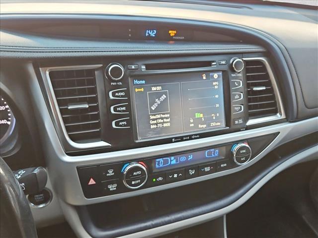 used 2016 Toyota Highlander car, priced at $19,780