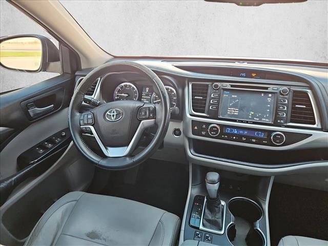 used 2016 Toyota Highlander car, priced at $19,780