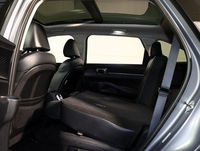 used 2024 Kia Sorento car, priced at $28,597
